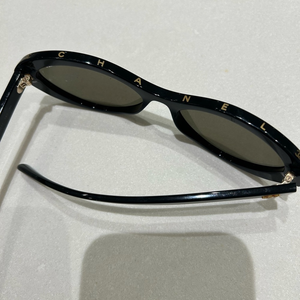 Chanel sunglasses with mirrored lenses